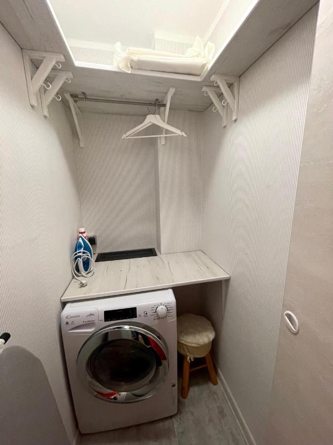Apartment Metro Wifi 300mbs 65'tv Netflix Hbo Appletv+ *