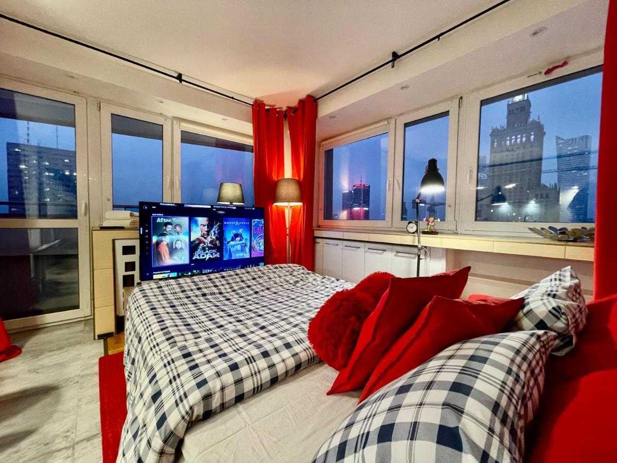 Apartment Metro Wifi 300mbs 65'tv Netflix Hbo Appletv+ Warschau