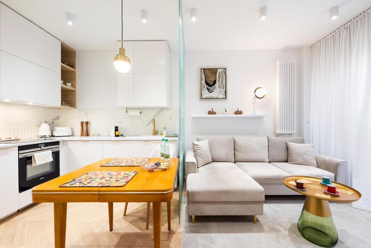 Eko Park Abdank White Apartment Warschau