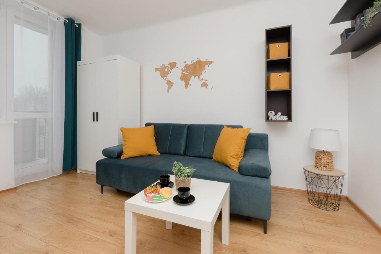 Airport Studio Astronautow With Balcony By Renters *