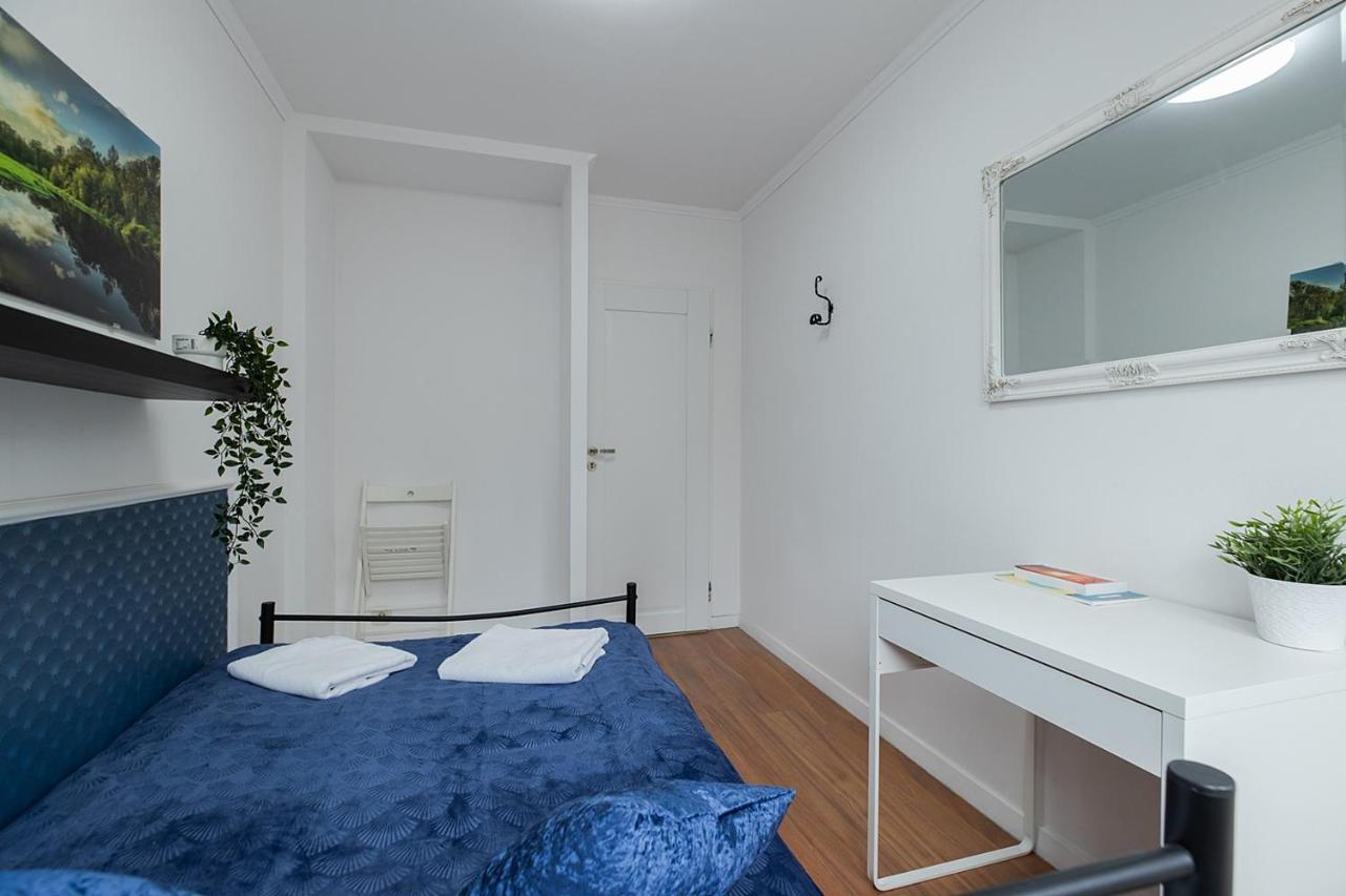 Unit By Metro Rondo Onz Short Rent Idealne Na W Warszawie Apartment *