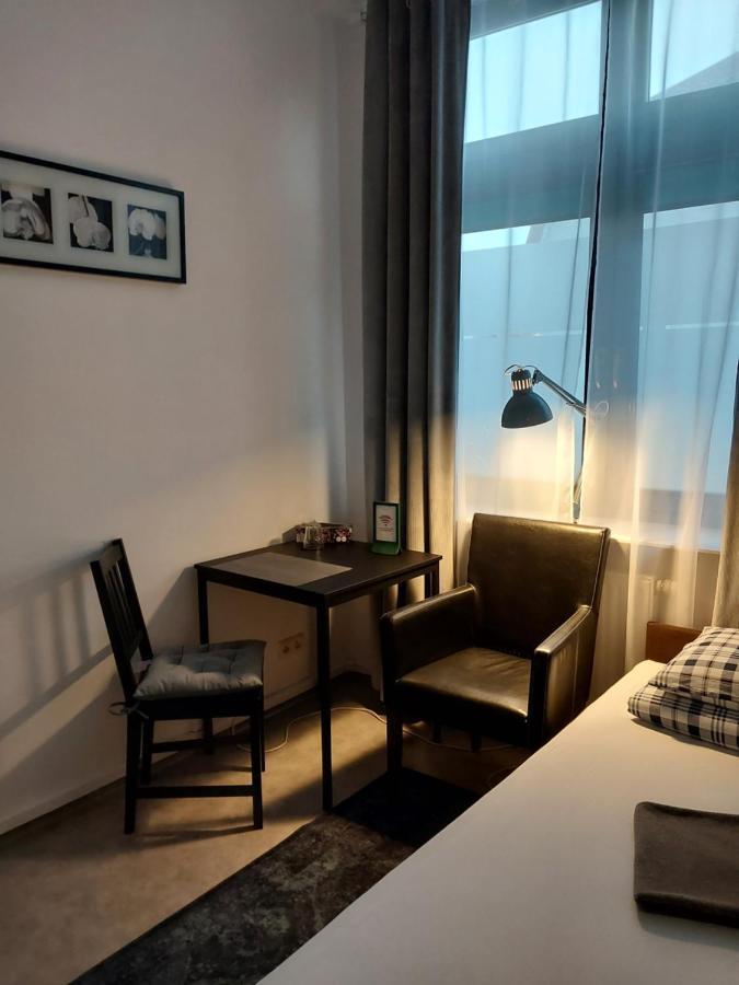 Apartment Pinto Guest Warschau