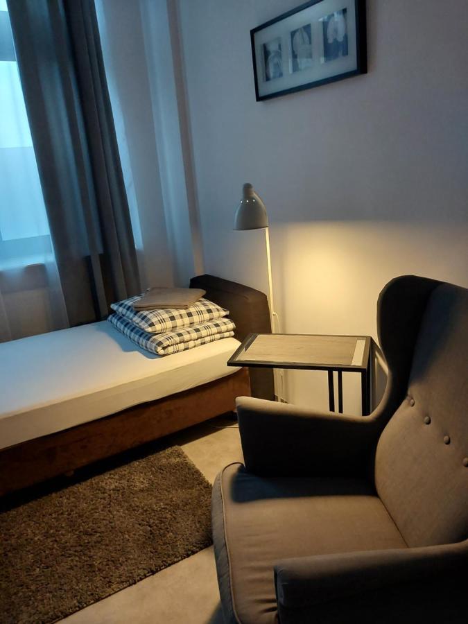 Pinto Guest * Warsaw