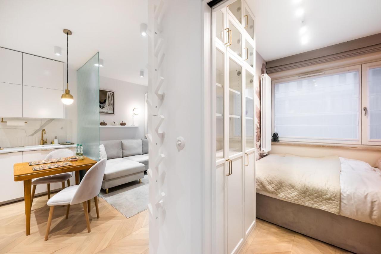 Eko Park Abdank White Apartamento