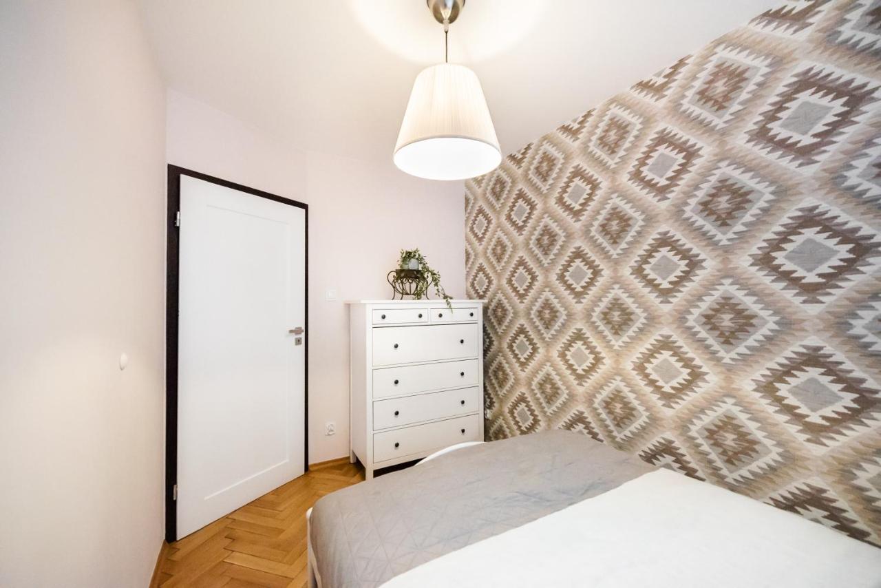 Apartment Metro Swietokrzyska Boho Aesthetic Warsaw
