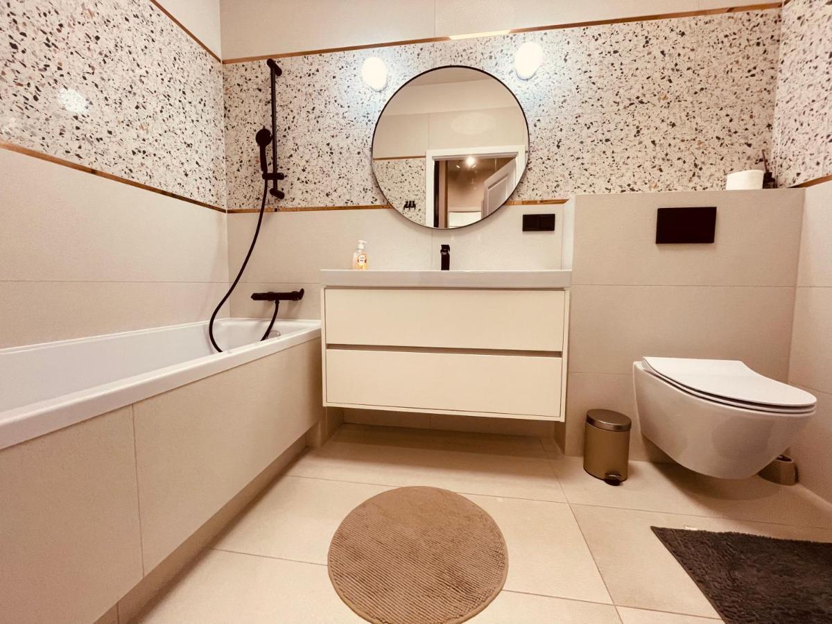 Mlociny Metro Apartment Warsaw