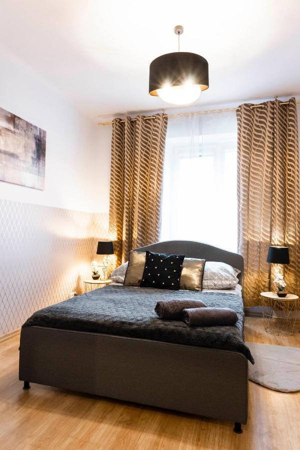 Clicktheflat Royal Route Warecka Nhà trọ