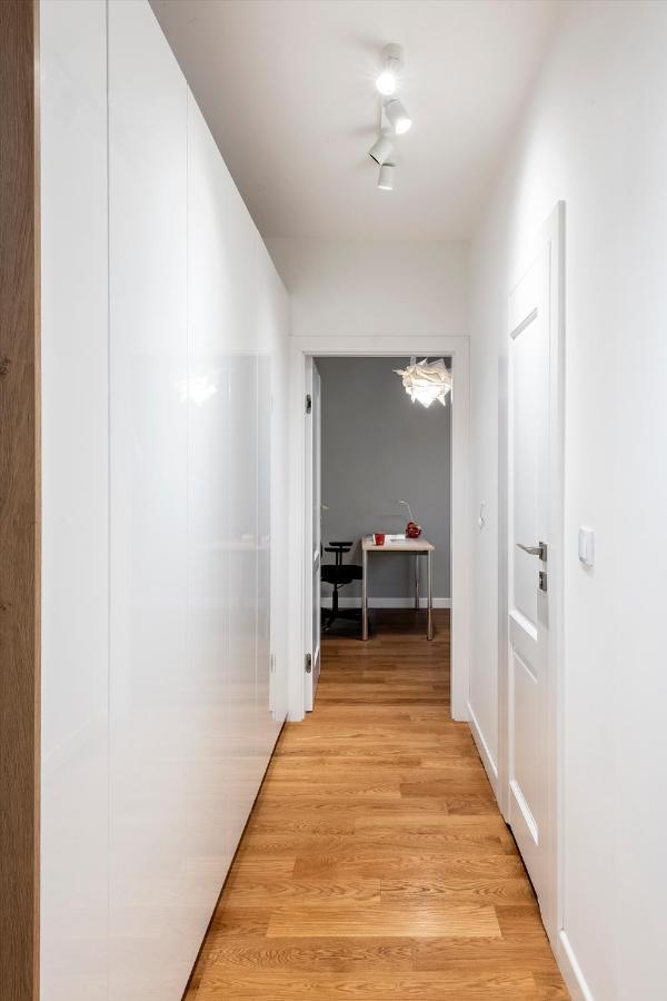 Shortstaypoland Bartycka Apartament