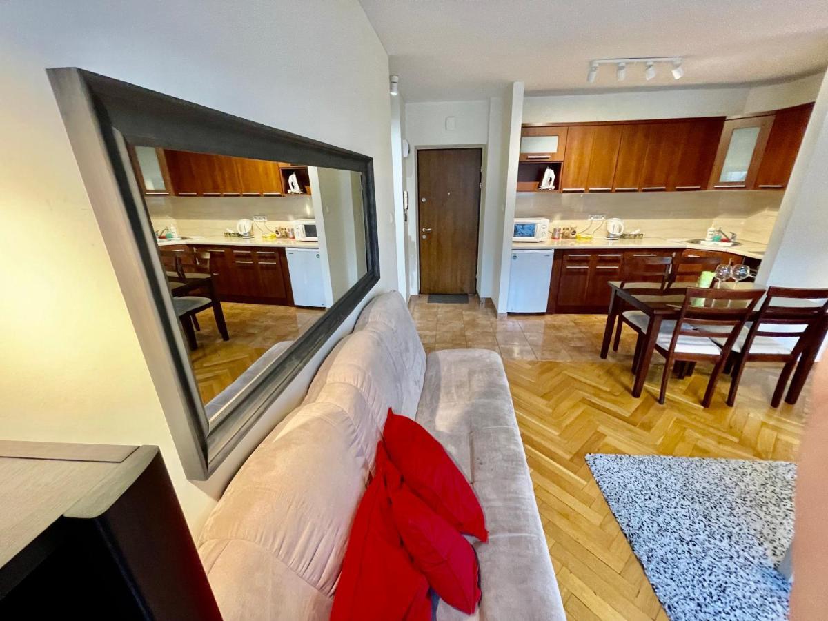 Raven Metro Fast Wifi 70'tv Netflix Hbomax Appletv Apartment *
