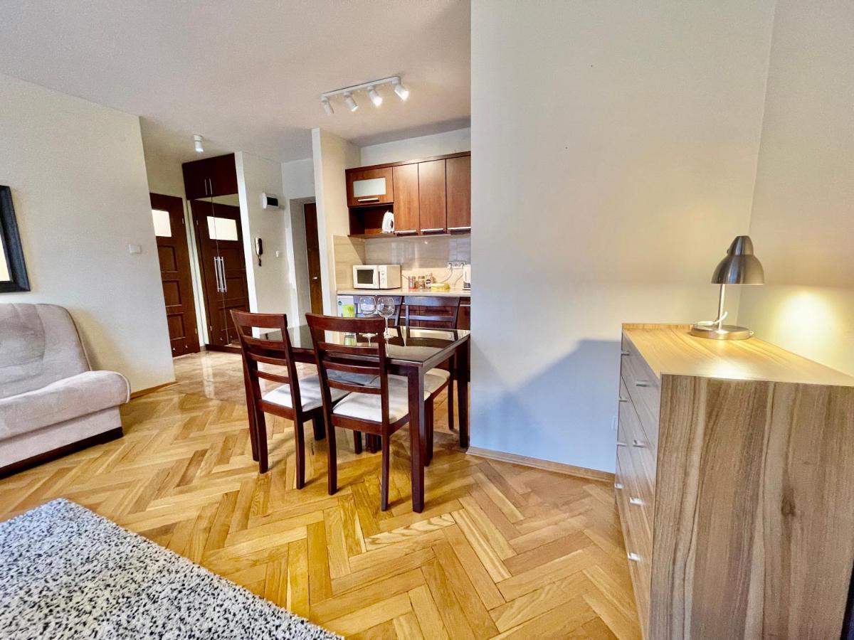 Raven Metro Fast Wifi 70'tv Netflix Hbomax Appletv Apartment