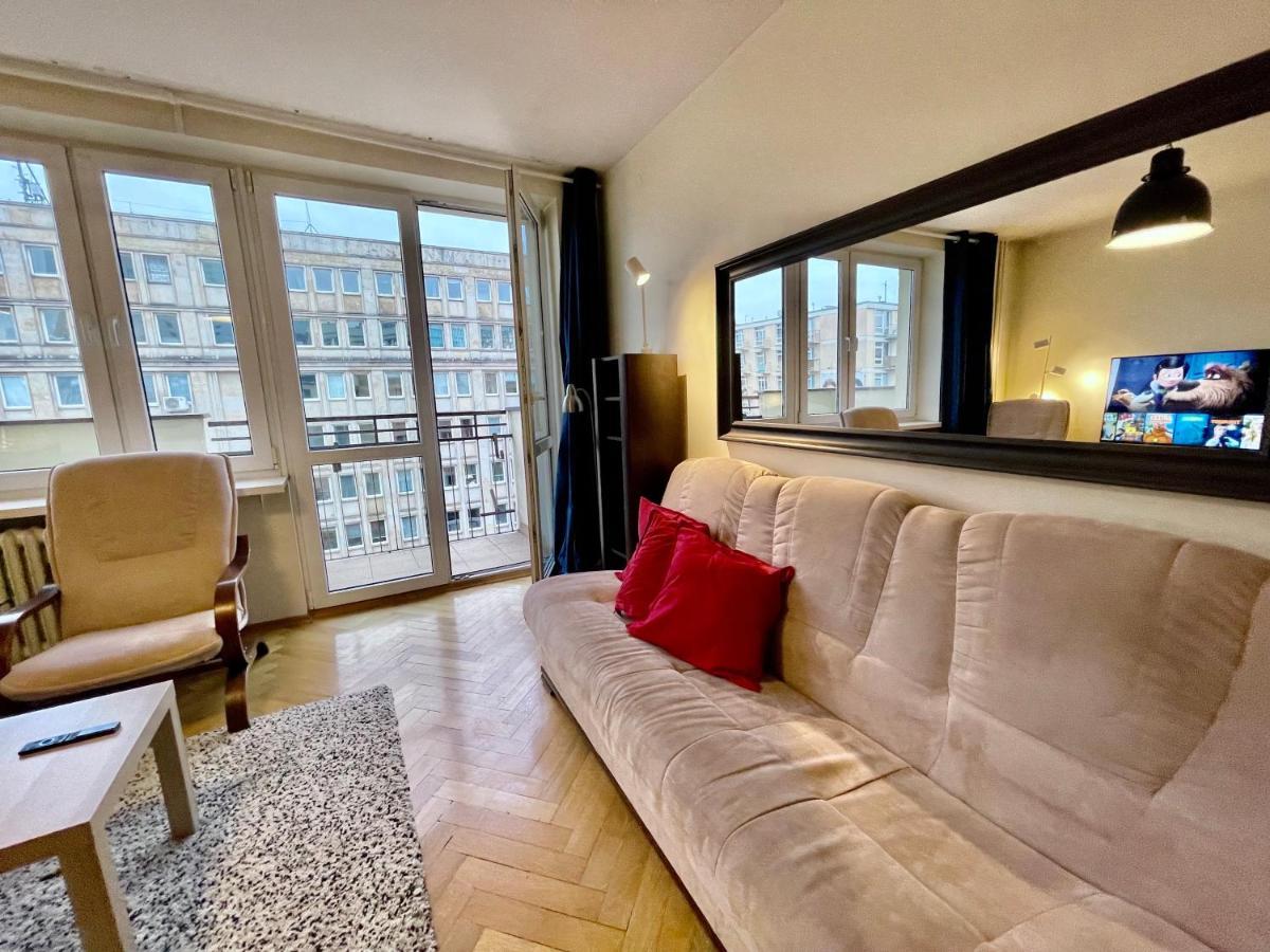 Apartment Raven Metro Fast Wifi 70'tv Netflix Hbomax Appletv Warsaw