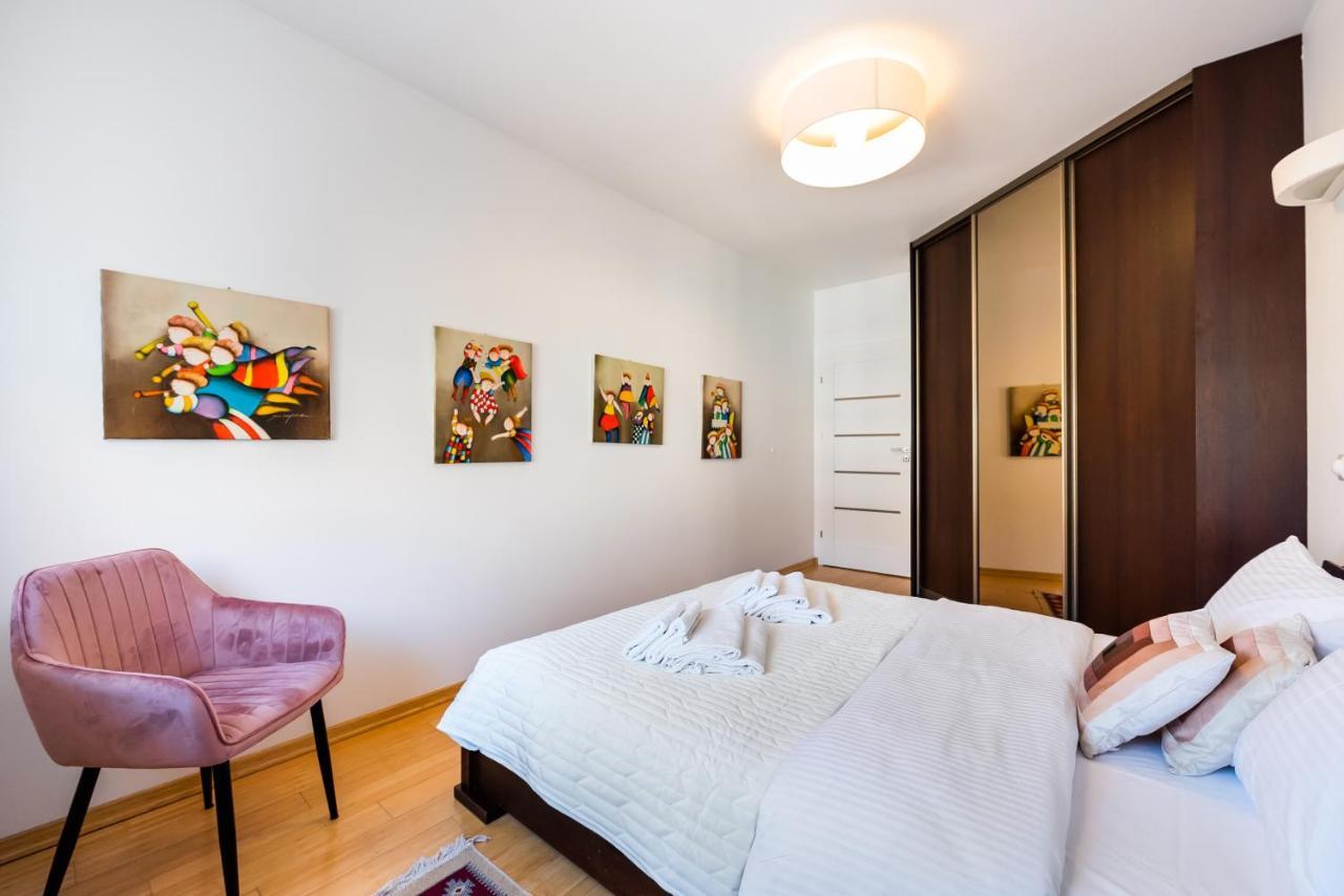 Mokotow Sunlight Apartment *