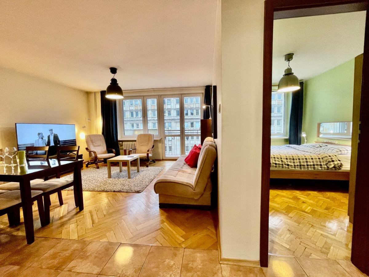 Raven Metro Fast Wifi 70'tv Netflix Hbomax Appletv Apartment *
