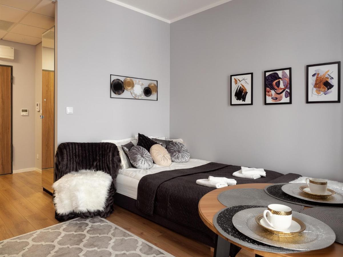 Prymasa Tysiaclecia 83a Center View By Perfect Apartment