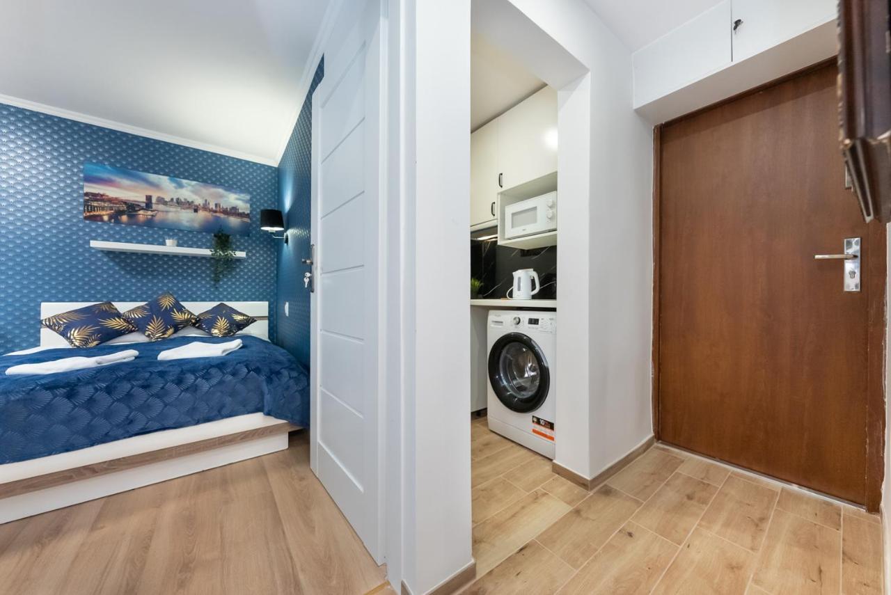 Apartment Unit By Metro Rondo Onz Short Rent Idealne Na W Warszawie *