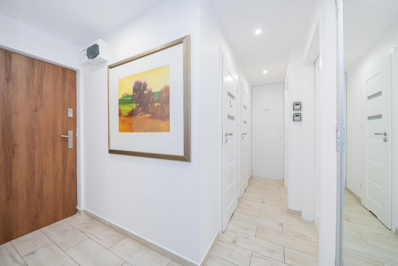 Unit By Metro Rondo Onz Short Rent Idealne Na W Warszawie Apartment Warsaw