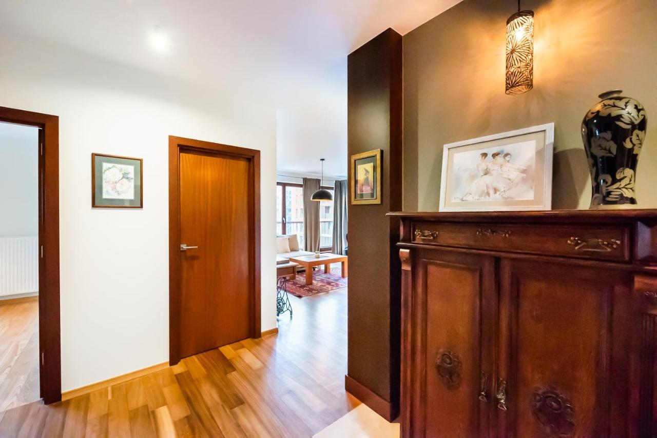 Bemowo Green Wood Apartment