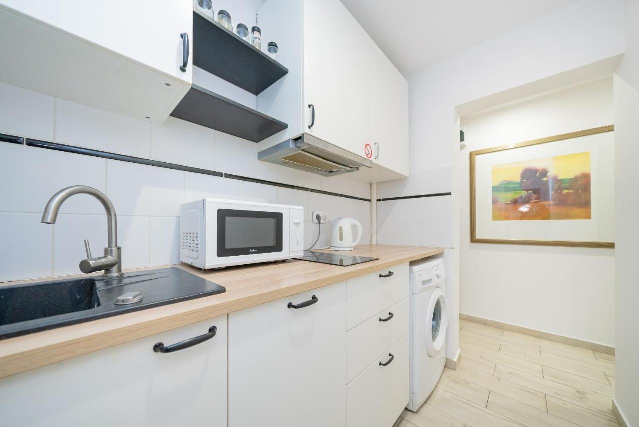 Unitapartaments Short Rent In By Metro Station Rondo Onz With 3bedrooms 23 *