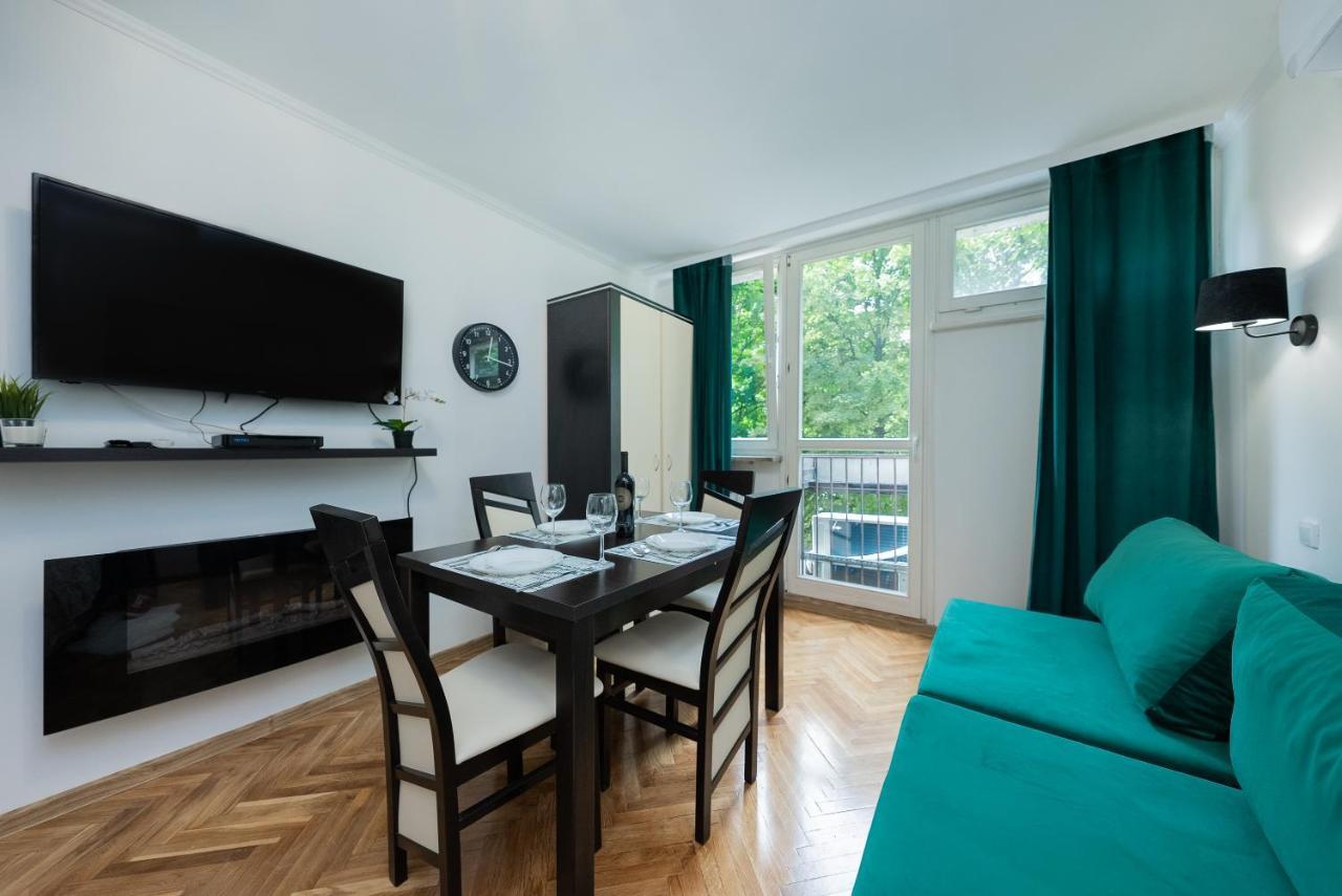 Unitapartaments Short Rent In By Metro Station Rondo Onz With 3bedrooms 23