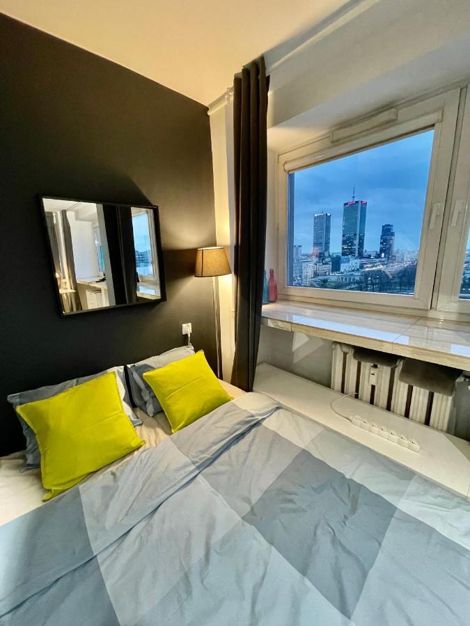 Apartment Sawa 2xmetro Wifi 500 Mbs 50'tv Netflix Hbo Appletv+ Warsaw