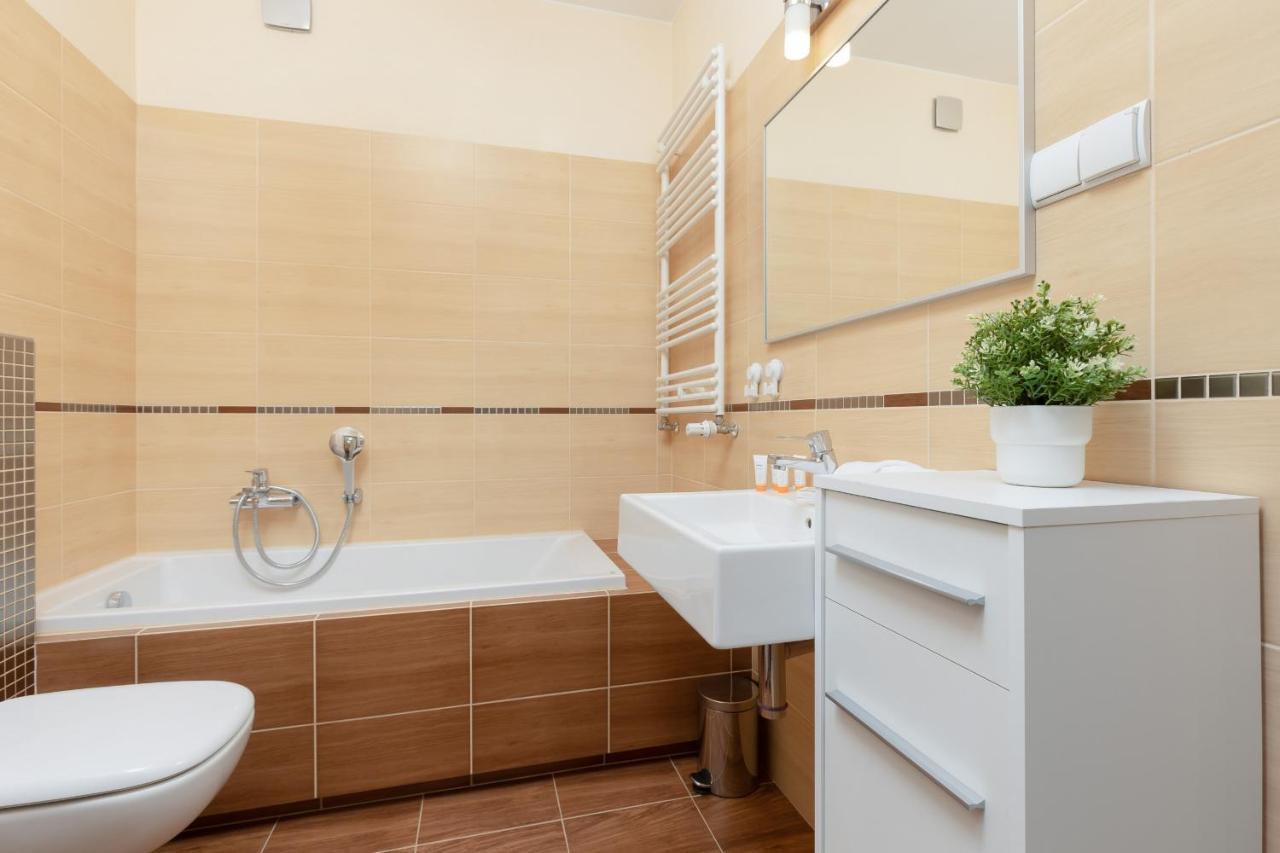Praga Family With Parking By Renters Apartment Warsaw