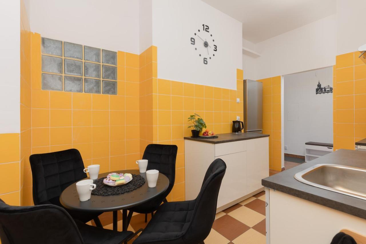 Metro Plac Wilsona Mickiewicza By Renters *