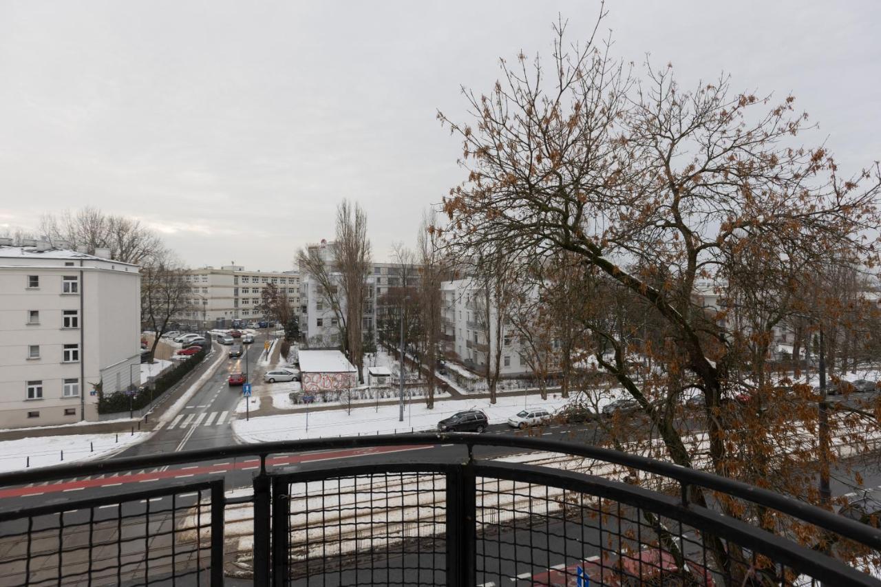 Metro Plac Wilsona Mickiewicza By Renters *