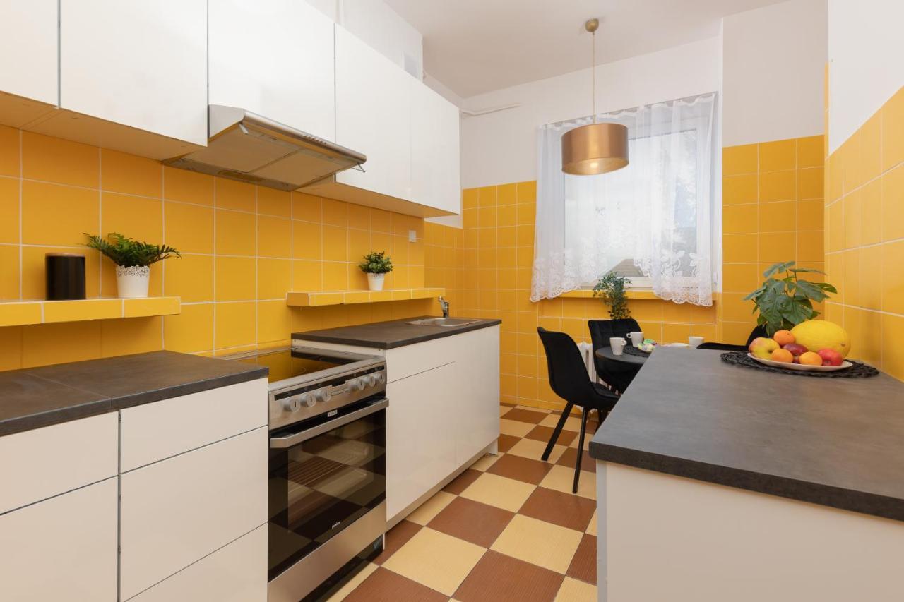 Metro Plac Wilsona Mickiewicza By Renters