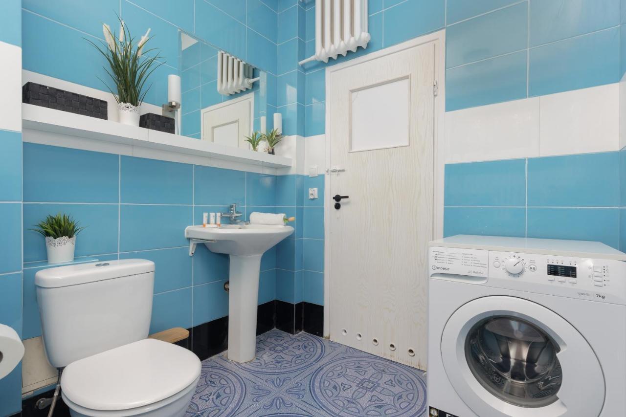 Metro Plac Wilsona Mickiewicza By Renters *