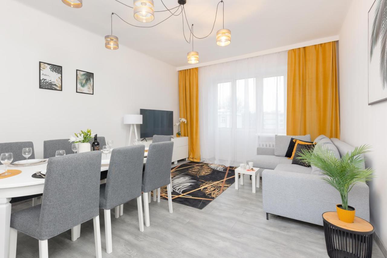 Metro Plac Wilsona Mickiewicza By Renters * Warsaw