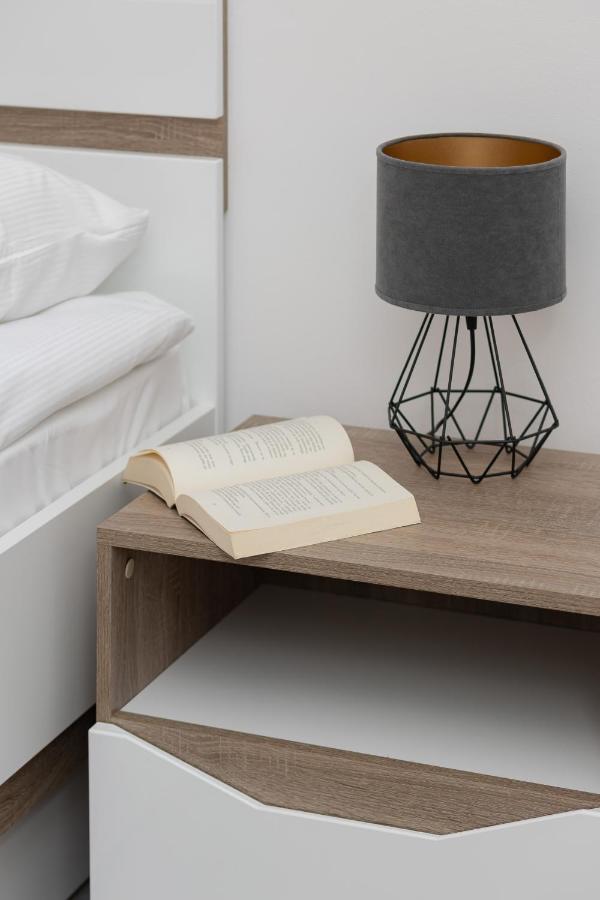 Apartment Metro Plac Wilsona Mickiewicza By Renters