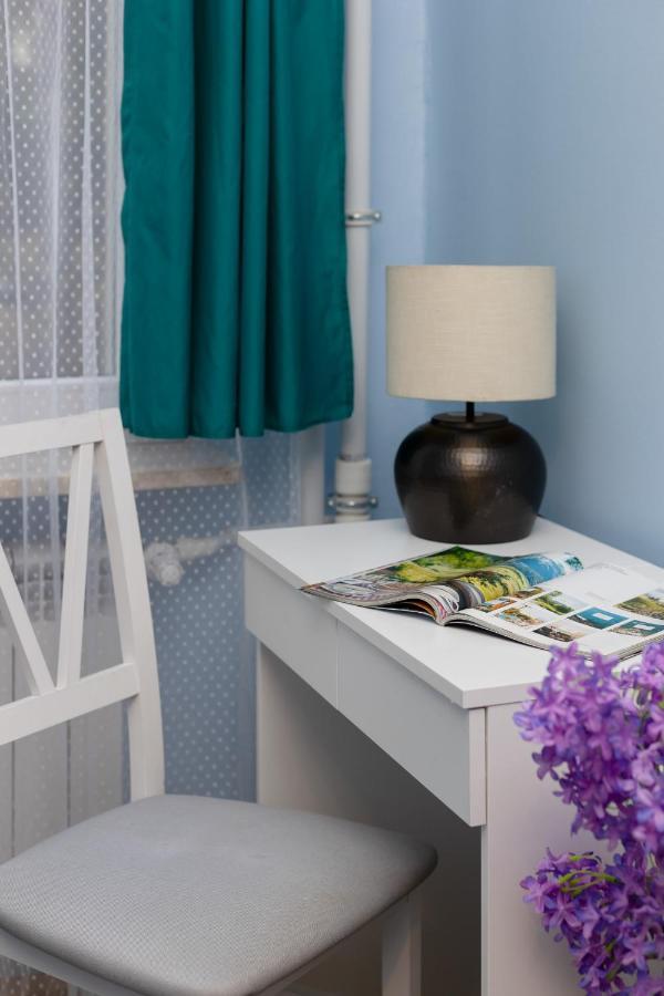Wlochy Family By The Airport By Renters Apartment