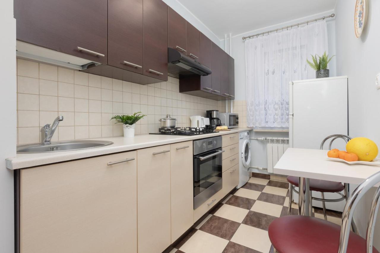 Wlochy Family By The Airport By Renters Apartment *