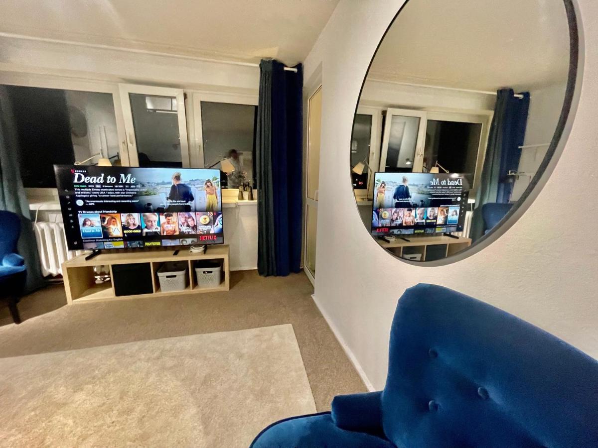Apartament Blue 3 Metro Wifi 1 Gbs 75'tv Netflix Hbo Max Appletv Amazon Warszawa