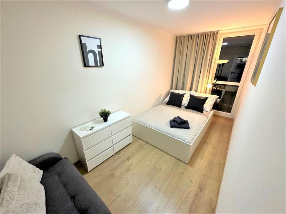 Apartment Exclusive 3br! In City Center +netflix!