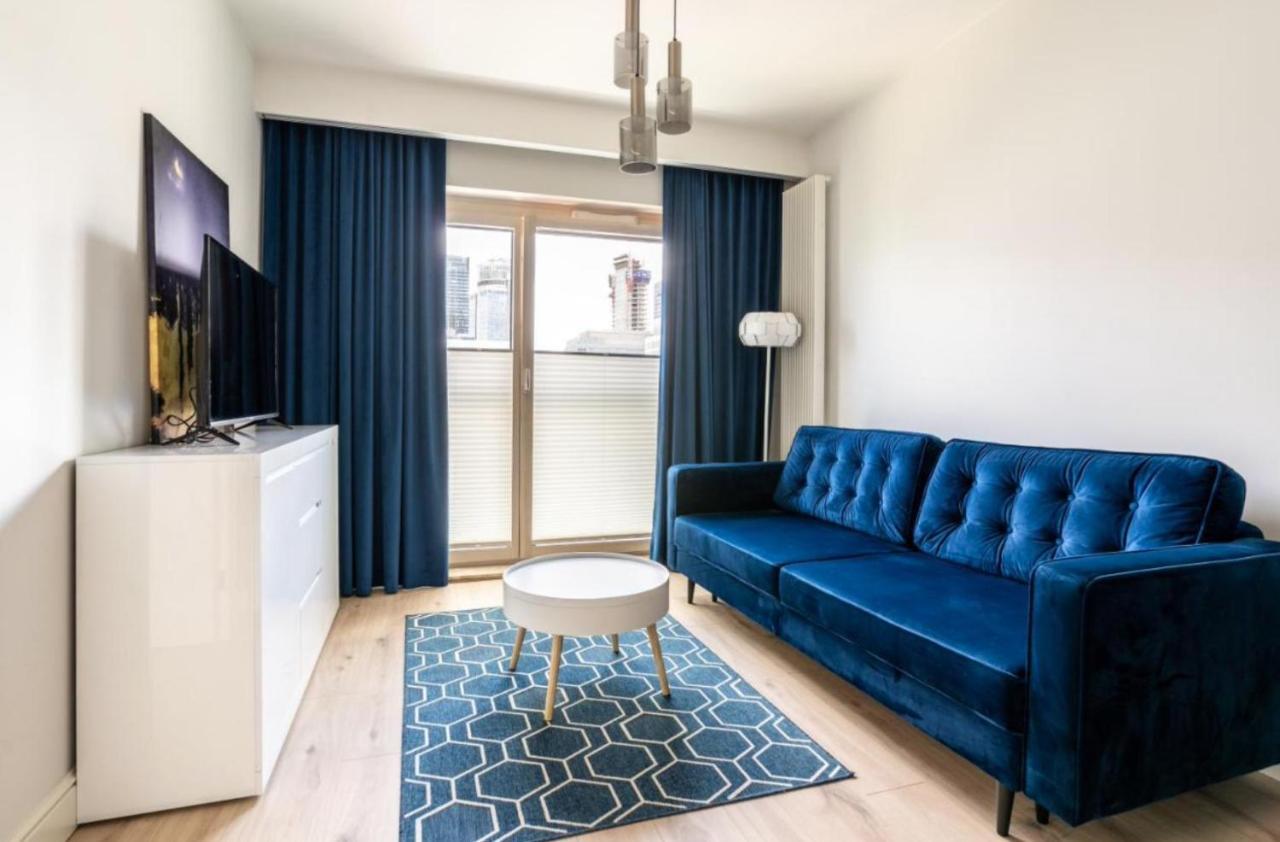 Apartment Mennica - Golden
