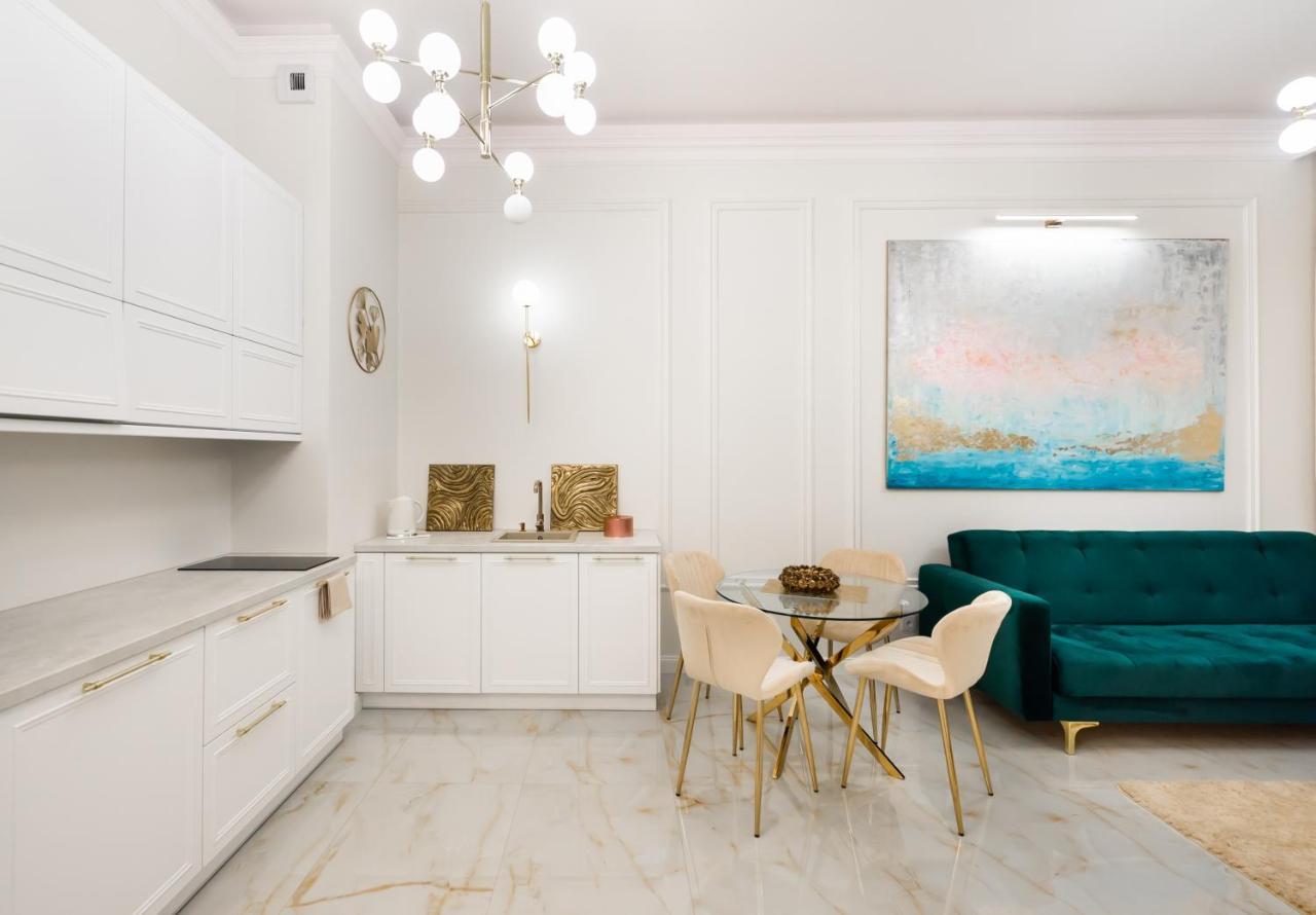 Apartment New Praga Ladies' & Gentlemen's