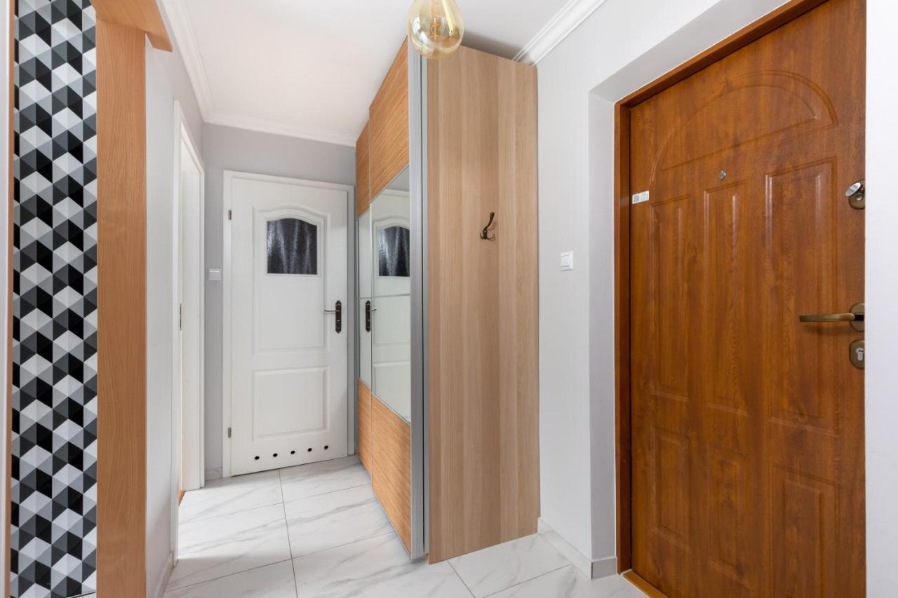 Rent Like - Hoza 38 *