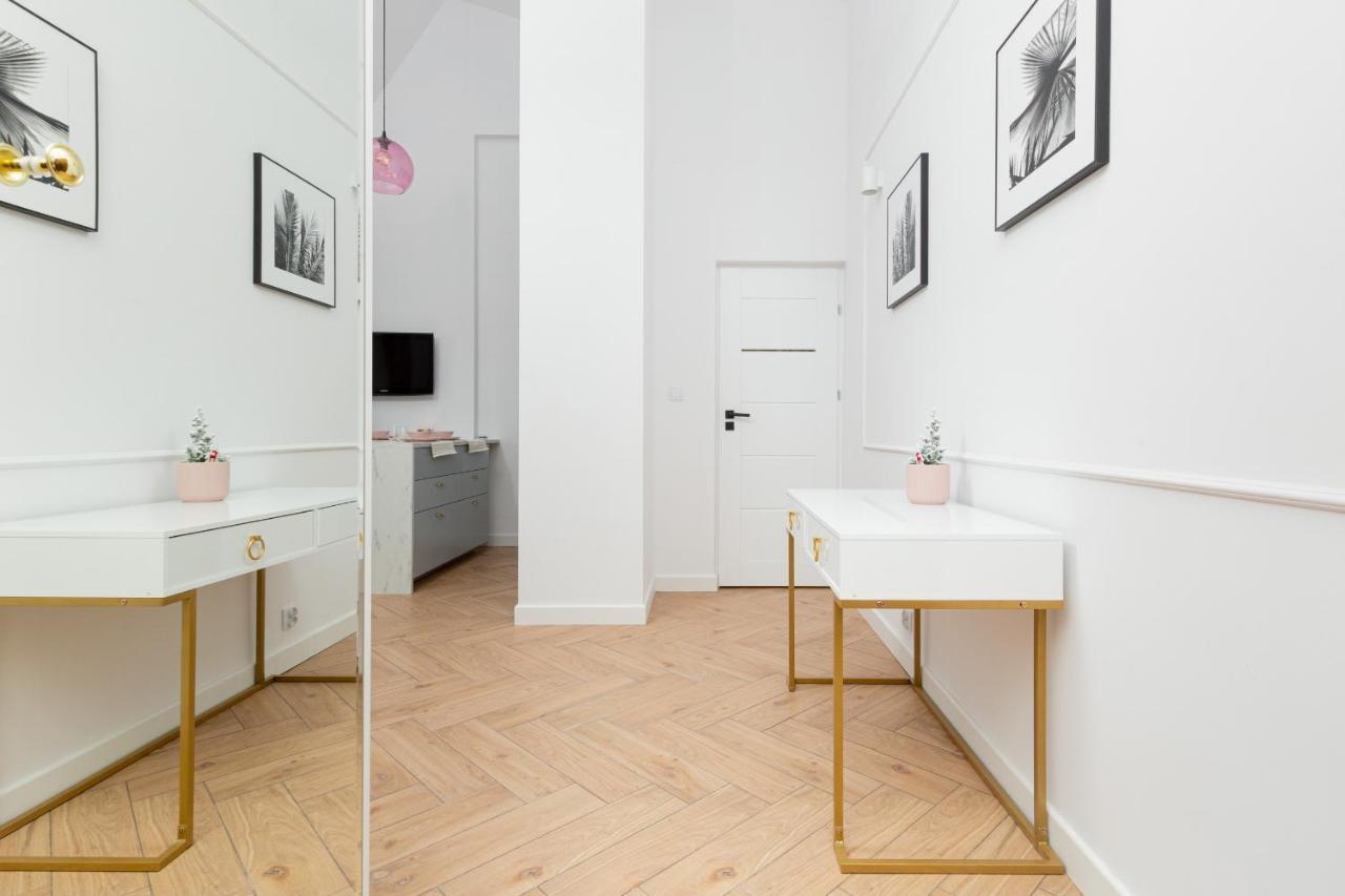 Apartment Praga Center By Renters Warsaw