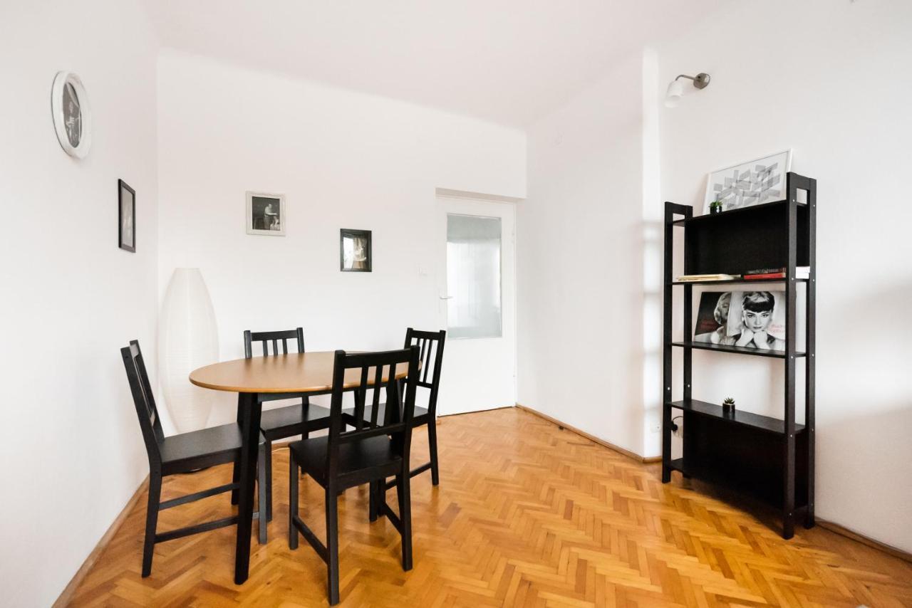 Apartment Superior Metro Centrum *