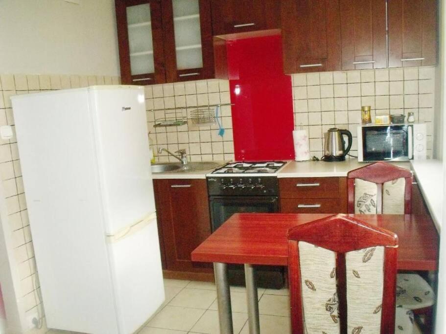 Apartamento Nww Zgody I Chmielna Varsóvia