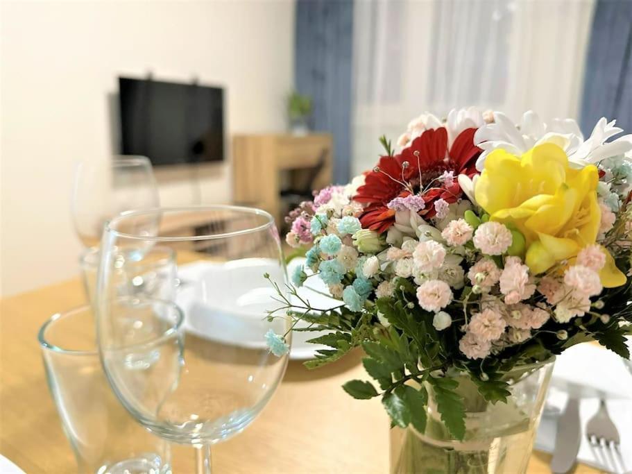 Exclusive 3br! In City Center +netflix! *