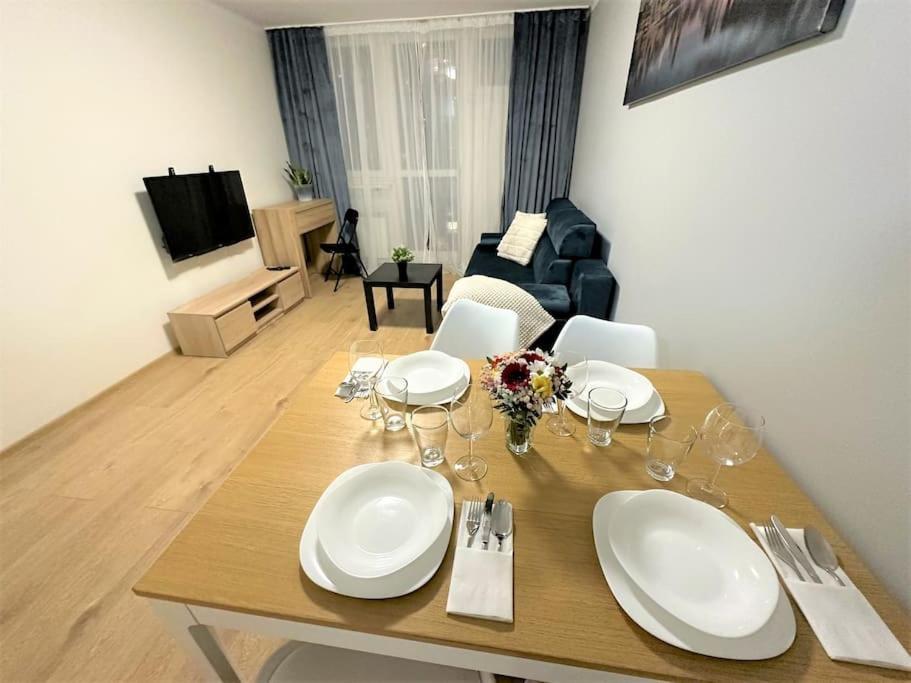 Exclusive 3br! In City Center +netflix! *
