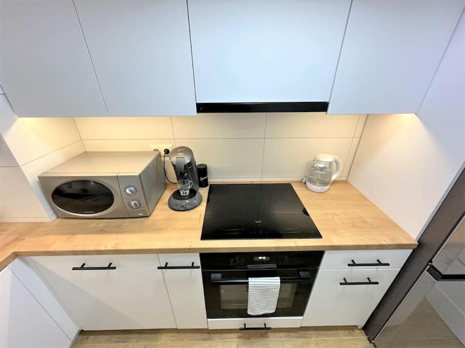 Exclusive 3br! In City Center +netflix! * Warsaw