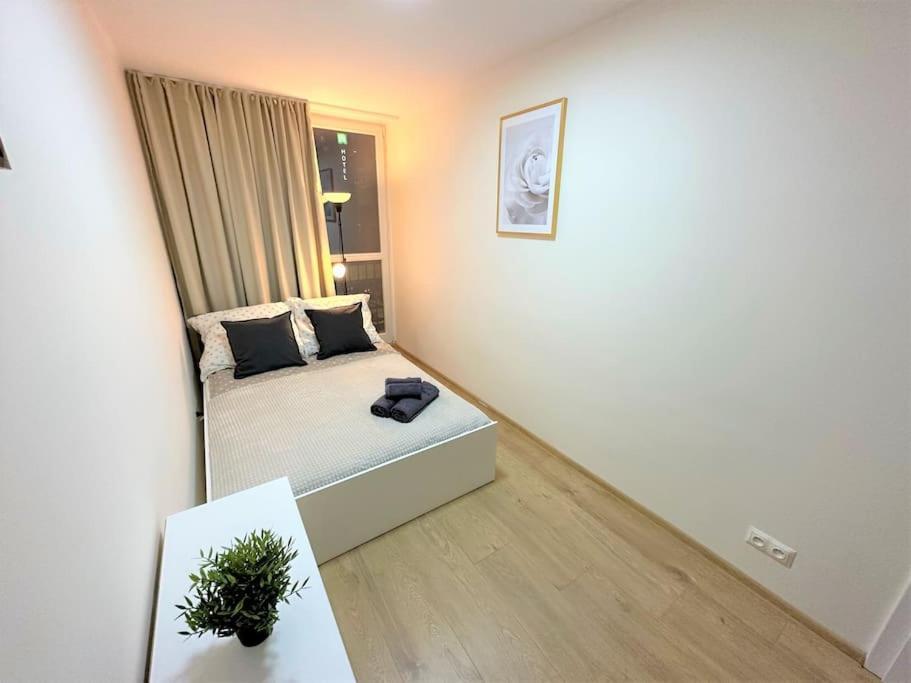 Exclusive 3br! In City Center +netflix! *