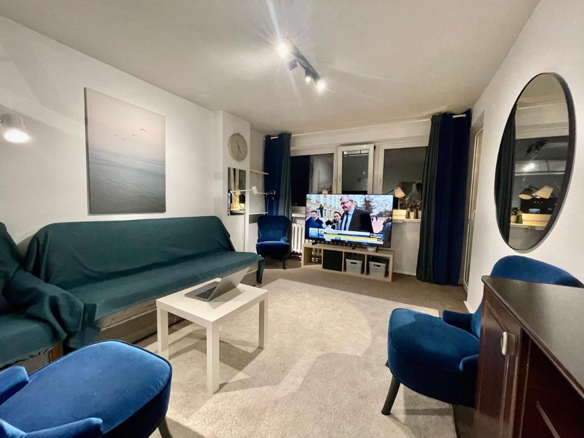 Apartament Blue 3 Metro Wifi 1 Gbs 75'tv Netflix Hbo Max Appletv Amazon Warszawa