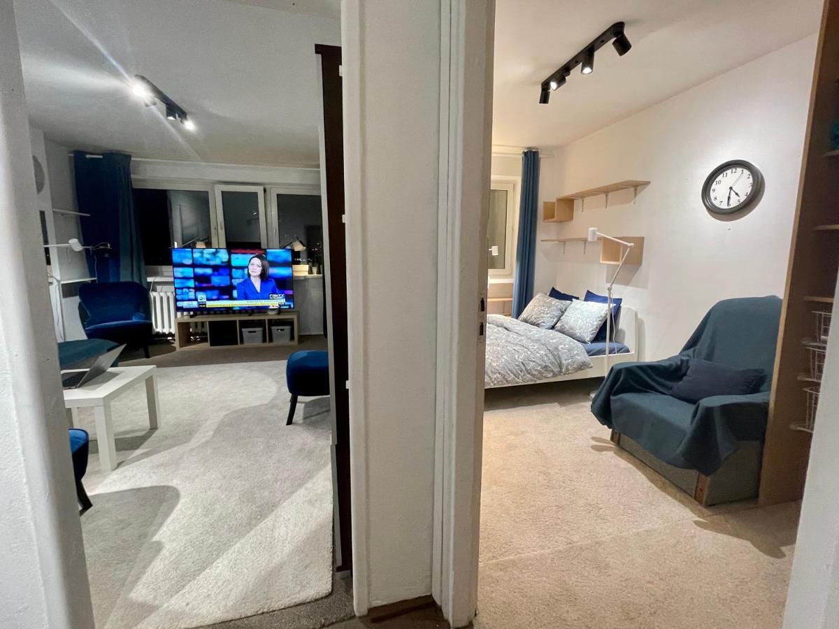 Blue 3 Metro Wifi 1 Gbs 75'tv Netflix Hbo Max Appletv Amazon Apartament Warszawa