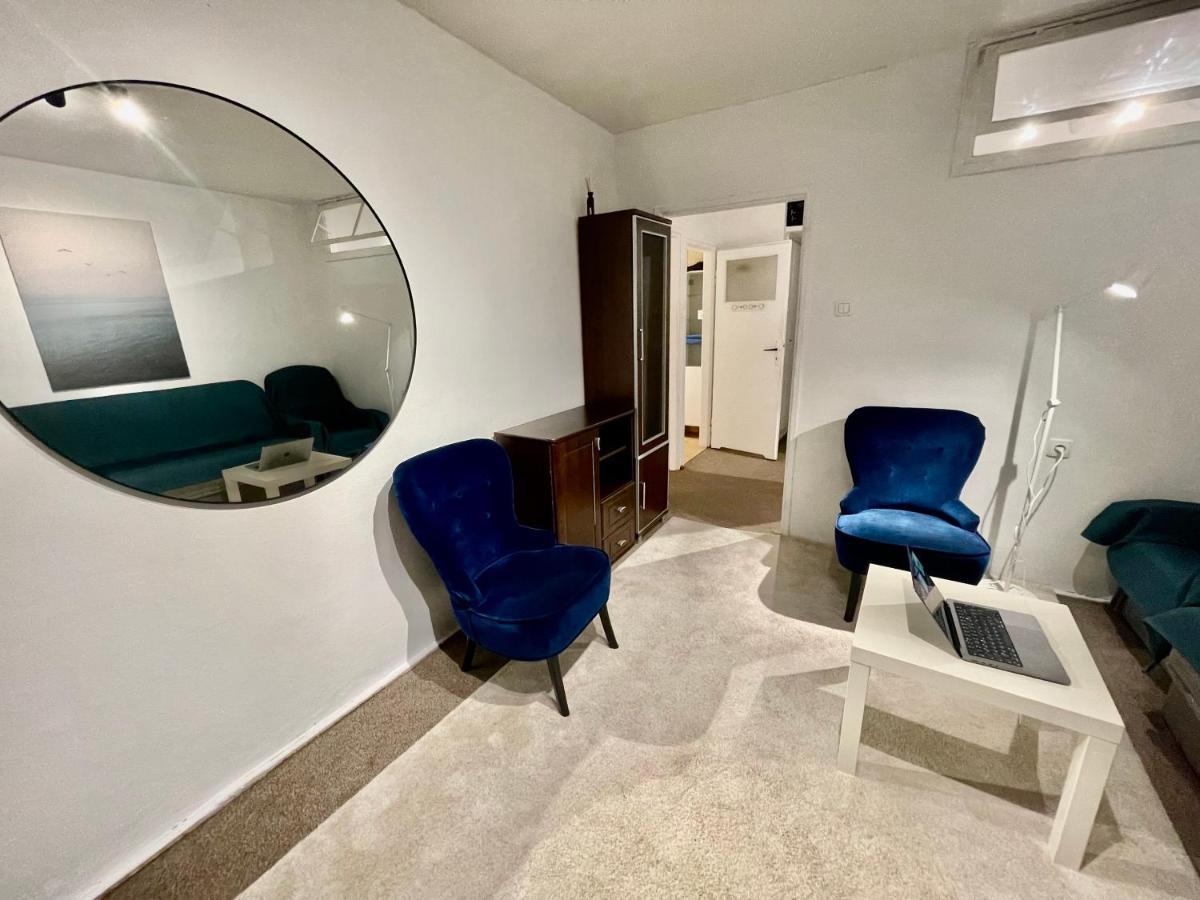 Apartament Blue 3 Metro Wifi 1 Gbs 75'tv Netflix Hbo Max Appletv Amazon *