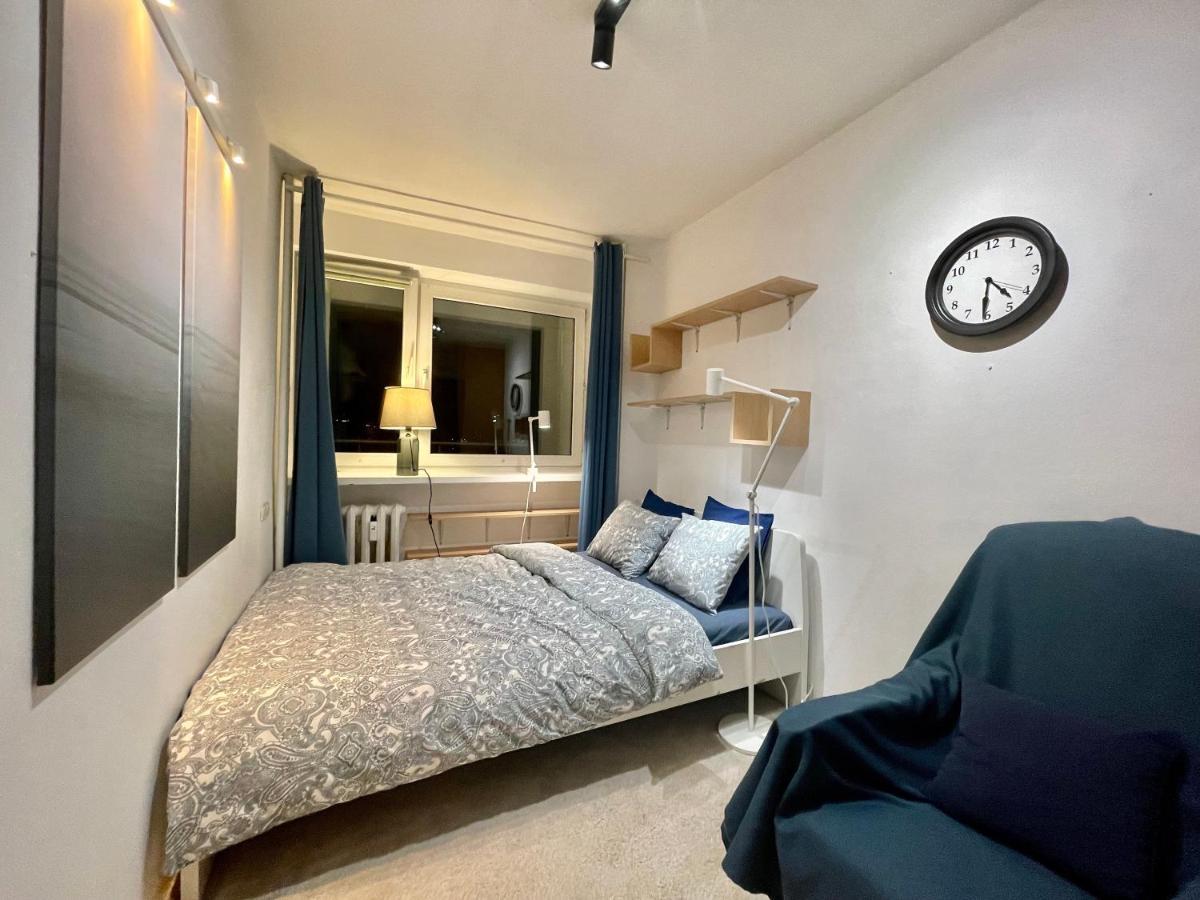 Apartament Blue 3 Metro Wifi 1 Gbs 75'tv Netflix Hbo Max Appletv Amazon