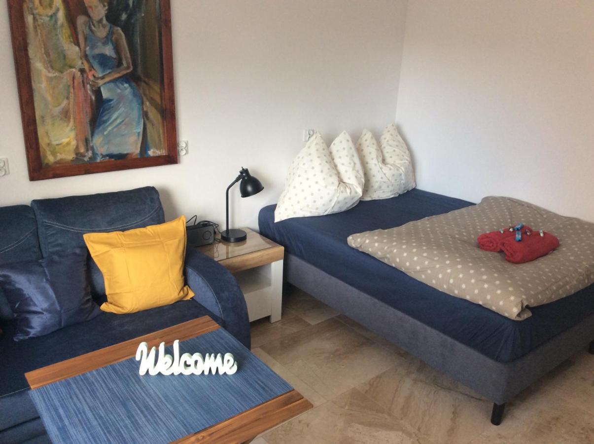 Mika Raclawicka 144 & Wislicka 3 - Adults Only Apartment *